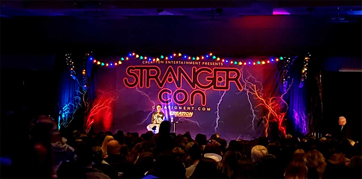 Noah Schnapp - Hi Brazil! Due to my filming schedule I had to reschedule  #StrangerCon (@strangerconbr) to Rio de Janeiro, January 19 & São Paulo,  January 20. Cant wait to see you